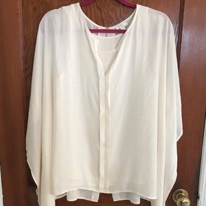 Brand new worn once. Size XL. Very flattering!